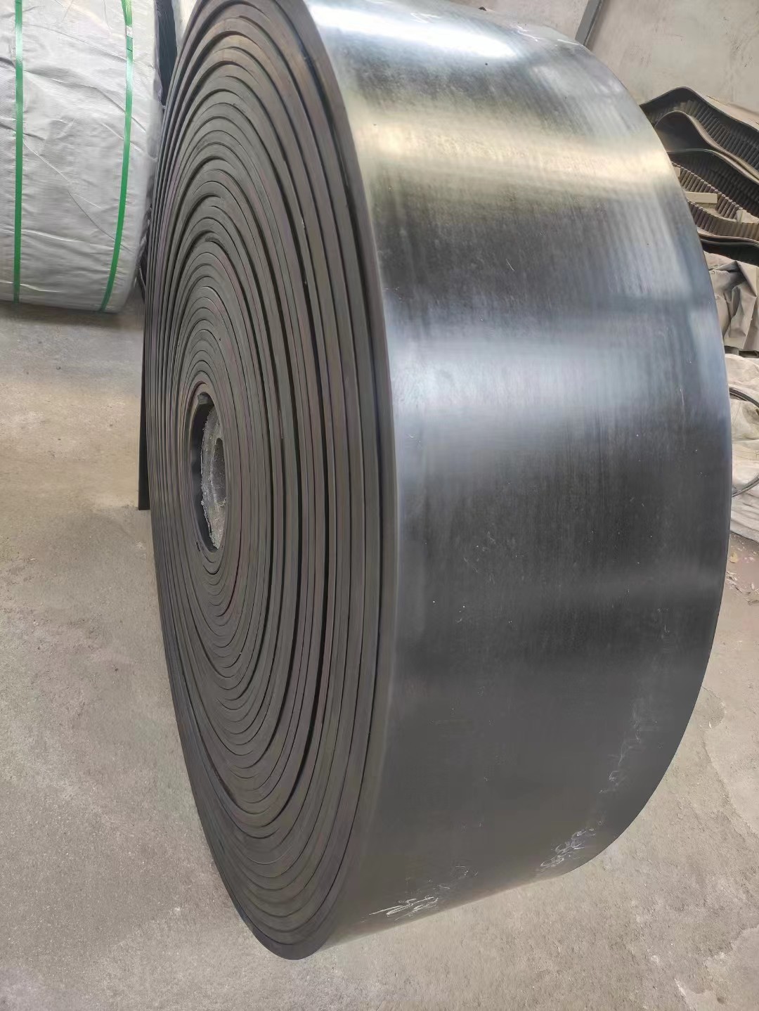 1758870932231366.jpg 1758870932231366.jpg